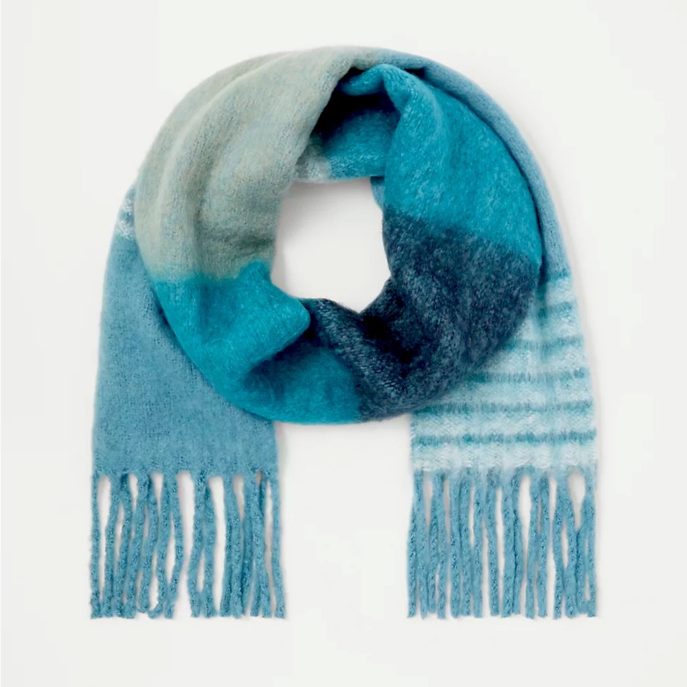 NWT Ann Taylor Fuzzy Large Scarf